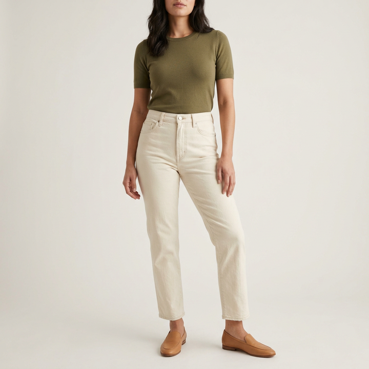 Cremefarbene Jeans mit geradem Bein