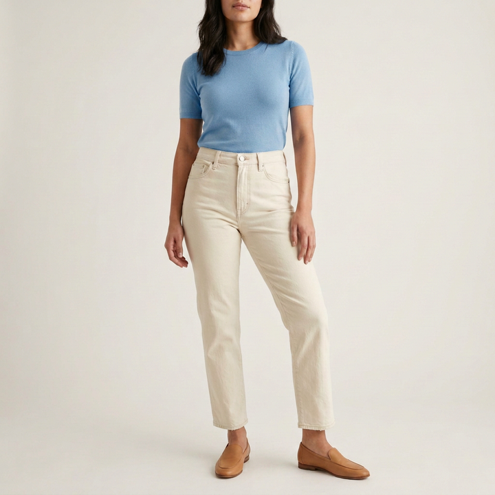 Cremefarbene Jeans mit geradem Bein